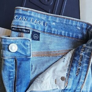American Eagle Outfitters Blue Skinny Jeans with Classic Wash